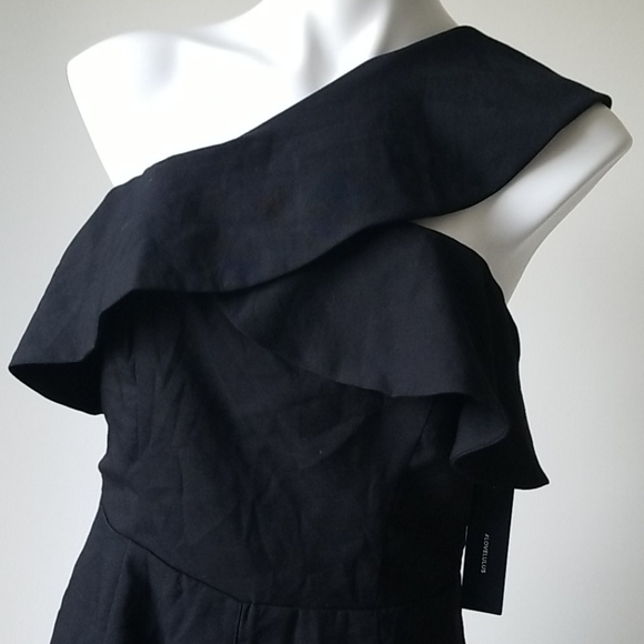 Lulu's Butterfly Effect One Shoulder Romper - Picture 7 of 16